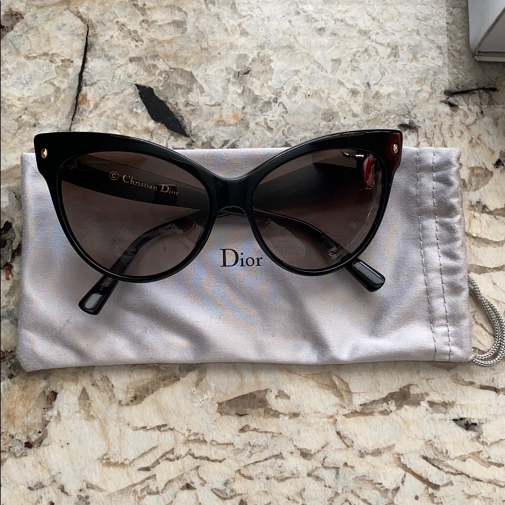 Dior Sunglasses in black
